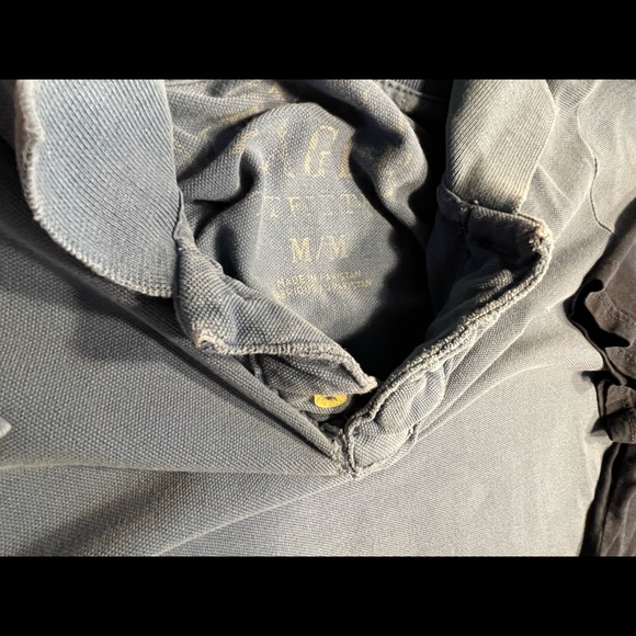 x2 American Eagle shirts, size:Medium - Picture 3 of 3